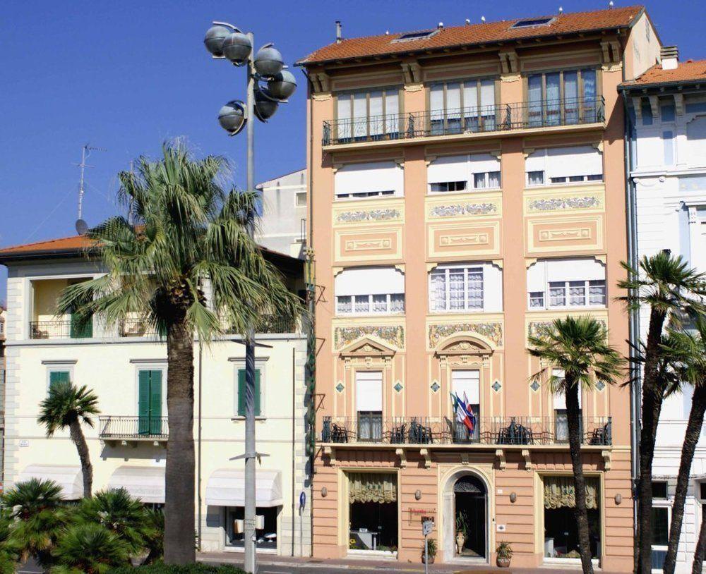 Hotel Liberty Viareggio Eksteriør billede