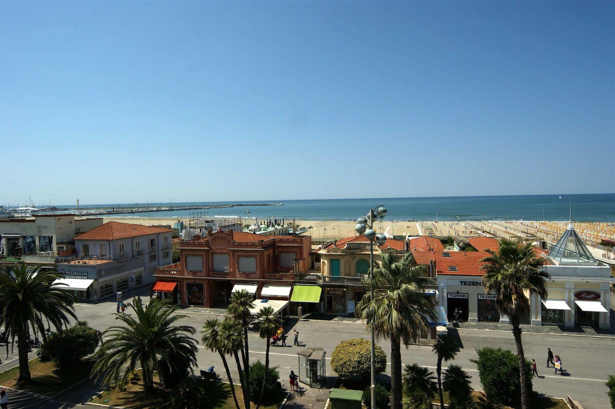 Hotel Liberty Viareggio Eksteriør billede